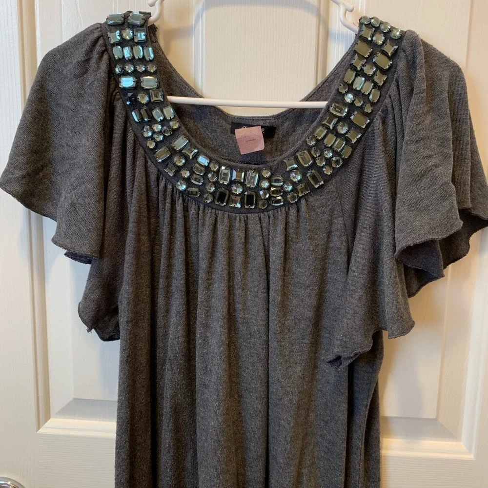 Grey top - rhinestones embellished - Rhaphsody - Picture 2 of 8